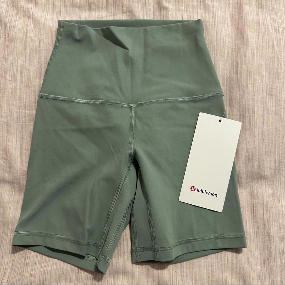 lululemon Athletica Align High-Rise Short 6"